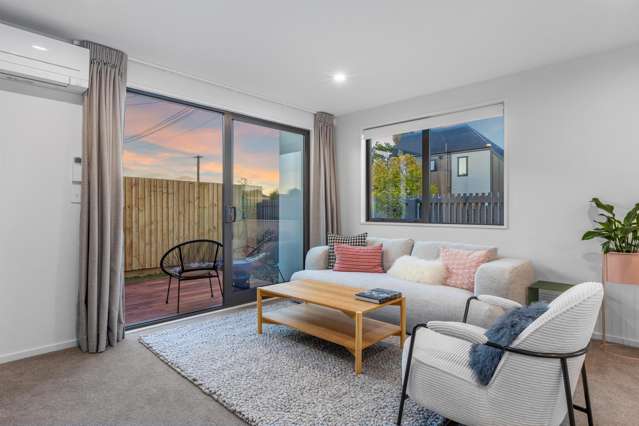 2/20 Shearer Avenue Papanui_1