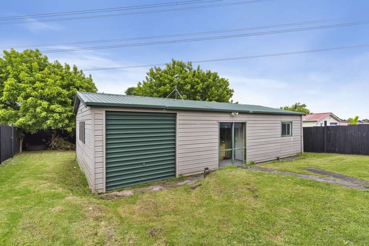 79 Flat Bush Road Clover Park_16