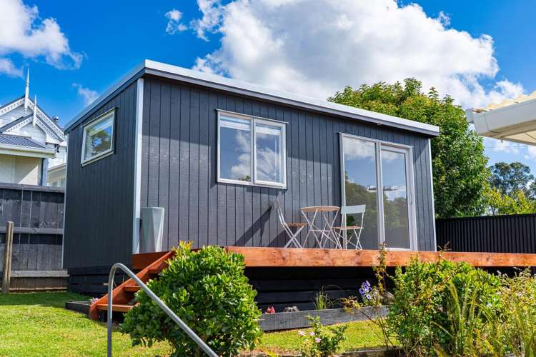 348b Western Hills Drive Avenues_18