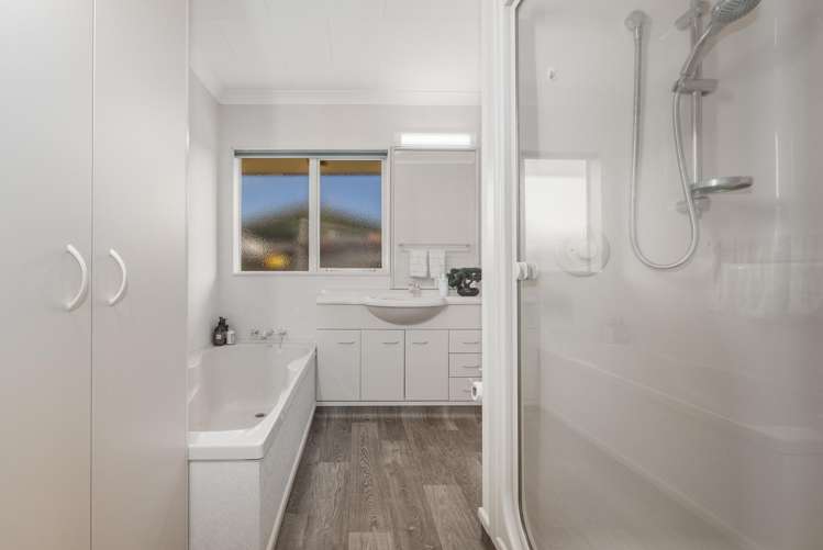 40 Easton Way Levin_16