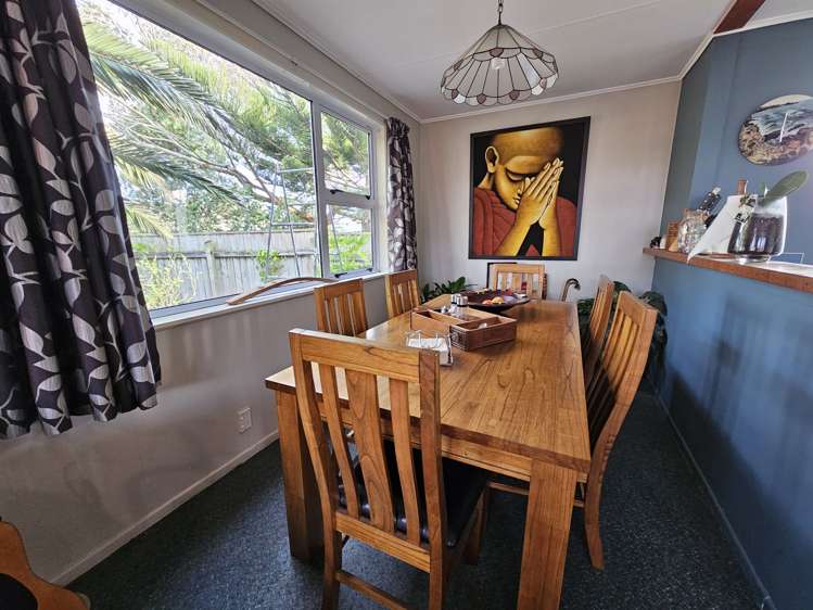 53 Kahukura Avenue Waitarere Beach_5