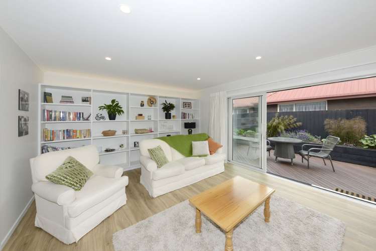 2/11 Ludecke Place Sockburn_8