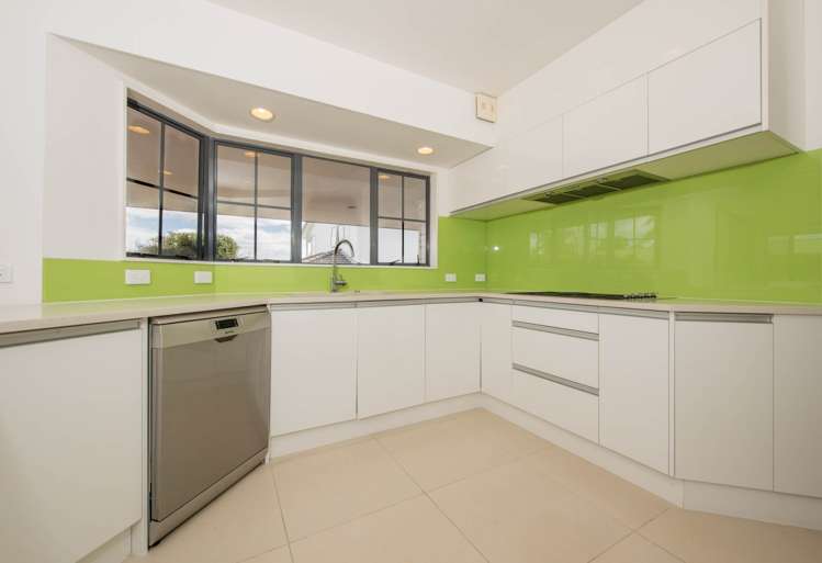 Goldfinch Rise Unsworth Heights_7