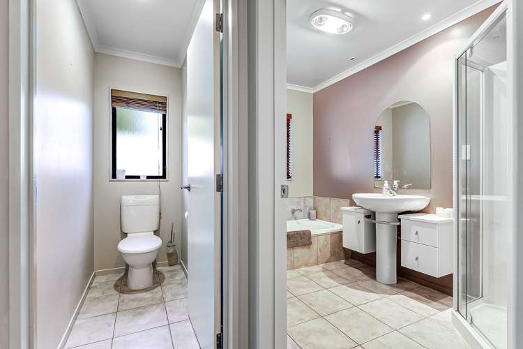 7 Roderick Place Rototuna_19