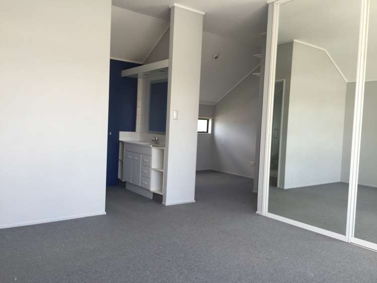 57 Buscomb Avenue Henderson_6