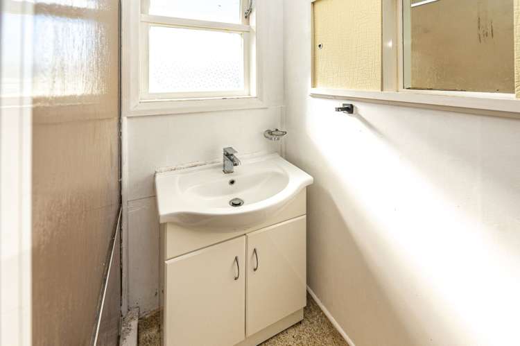 46 Surrey Road Springvale_12