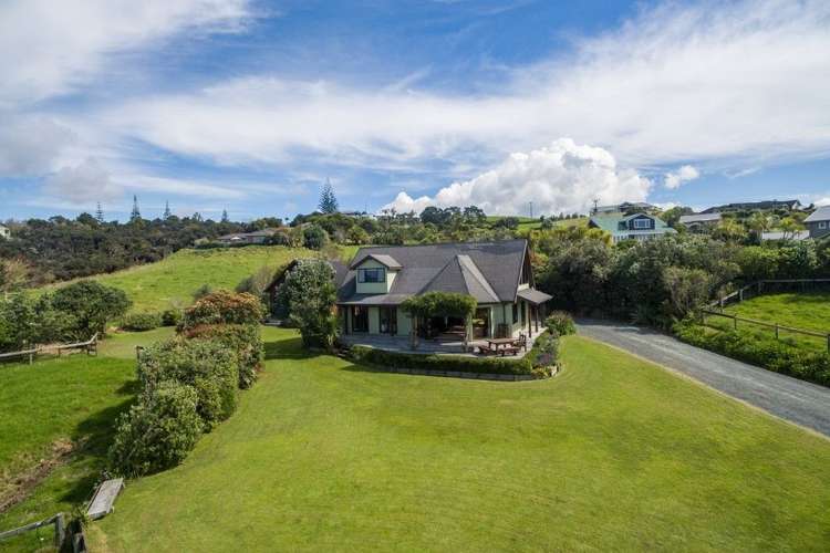 658 Cove Road Waipu_16