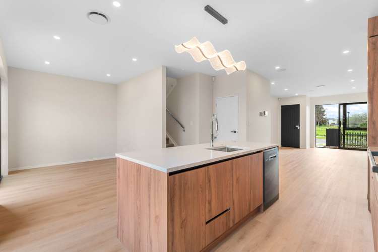 12 Harbourside Parade Hobsonville_7