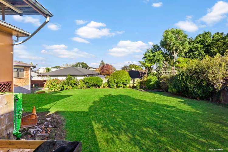 16 Commissariat Road Mount Wellington_9