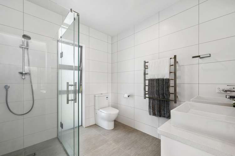 3 Pitoitoi Drive Riverhead_14