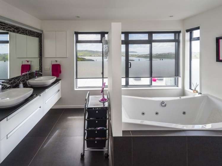 15 Aoraki Rise Aotea_12