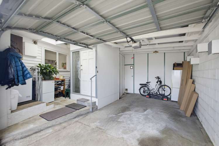 205 Mangorei Road Merrilands_34