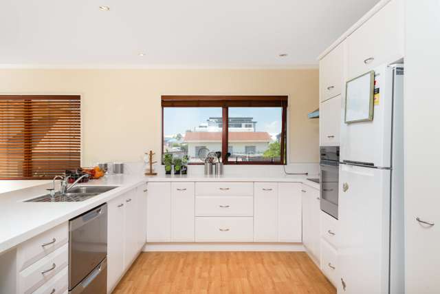 126b Marine Parade Mount Maunganui_2