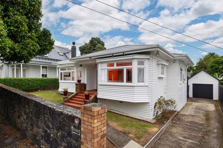 31 Lloyd Avenue Mount Albert_31