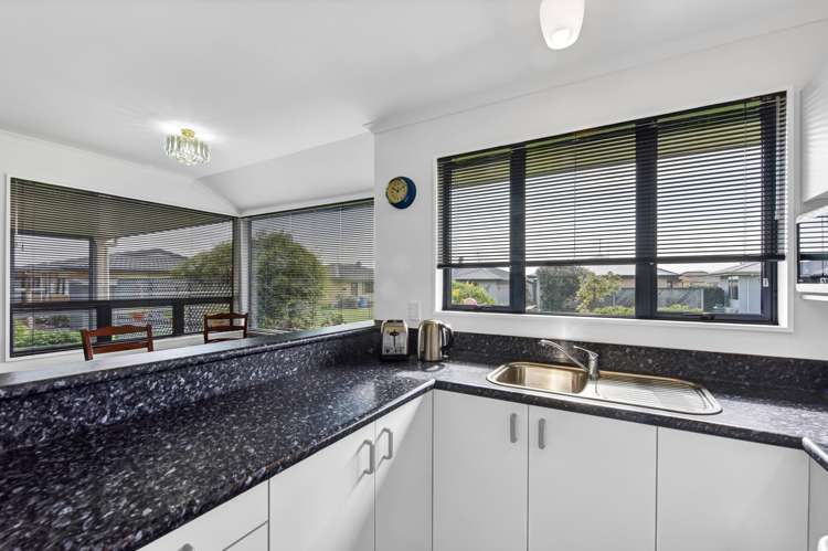 15 Hawthorn Way Richmond_8