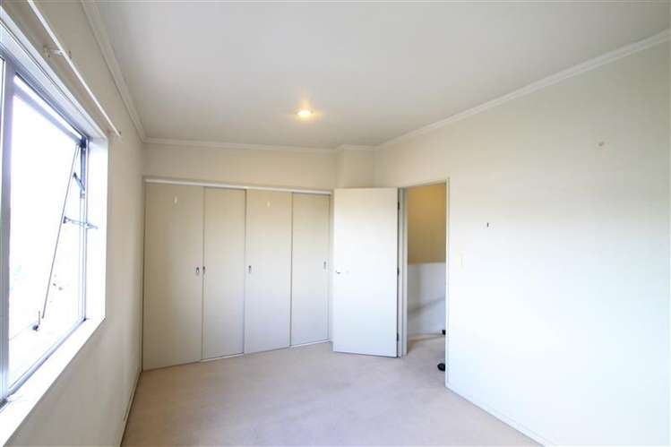 13/8 Quay Street Auckland Central_5