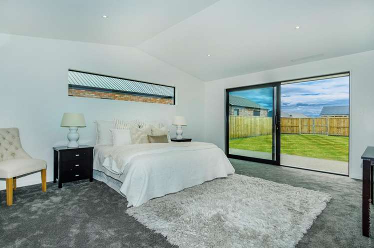 6 Soho Lane West  Melton_13