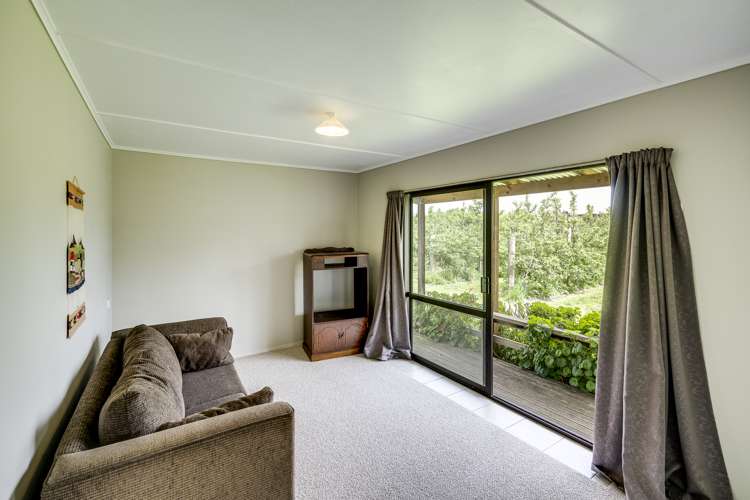 39 Algernon Road Longlands_15