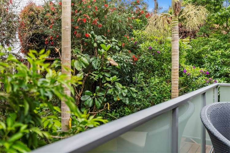 2/73 Long Drive Saint Heliers_26