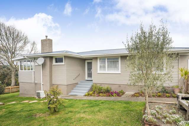 Country Charm, Town Convenience