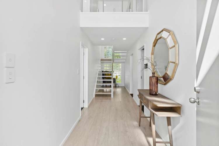 1/7 Musick Point Road Bucklands Beach_19