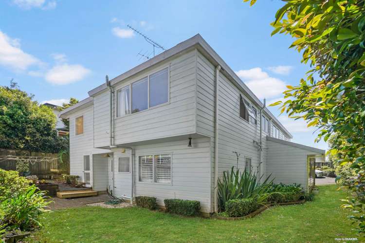 2/19 Churchill Road Cockle Bay_18