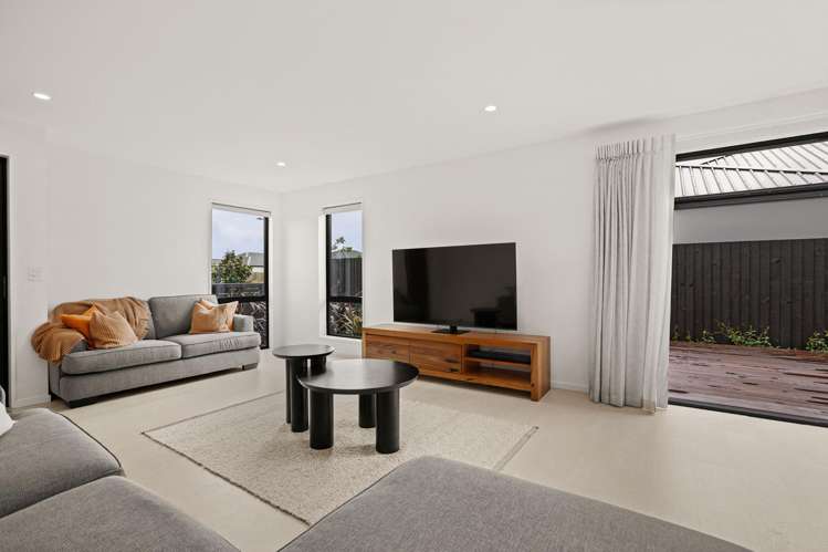 40 Bill Hammond Drive_1