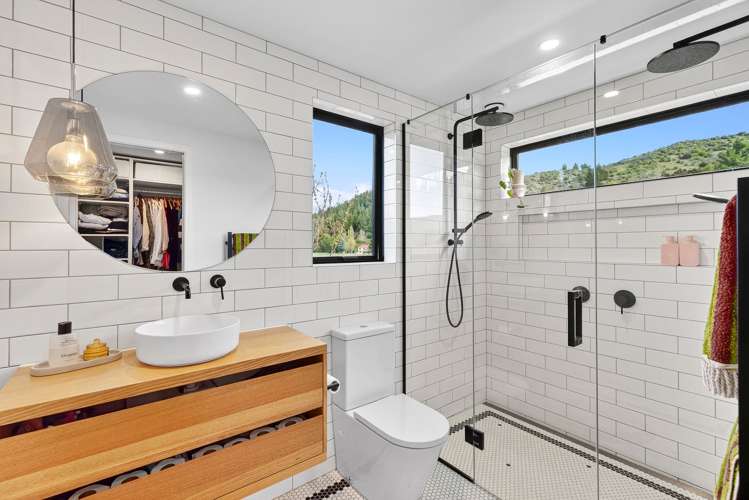 32 Cooper Crescent Luggate_15