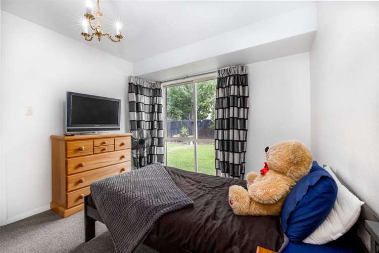 281 Avonhead Road Avonhead_6