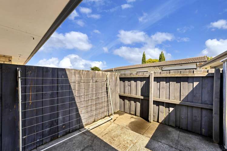 2A Ferndown Lane Bromley_23