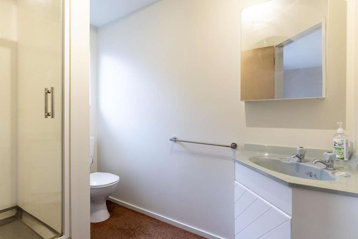 85 Rifle Range Road_5