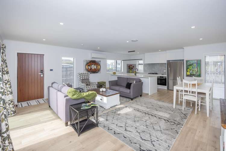 1/164 Cambridge Road Hillcrest_4