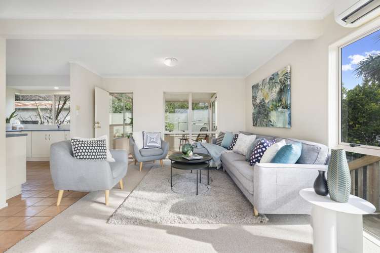 14 Woodward Avenue Mangere Bridge_3