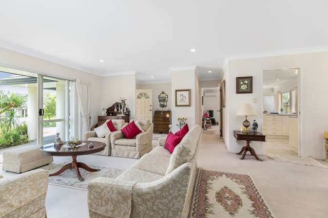 2/38 Ambleside Drive Northpark_4