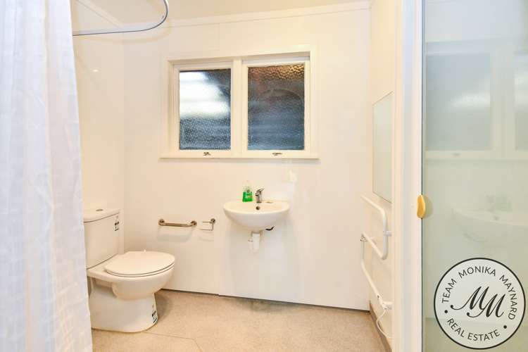 82 Clayton Avenue Otara_13