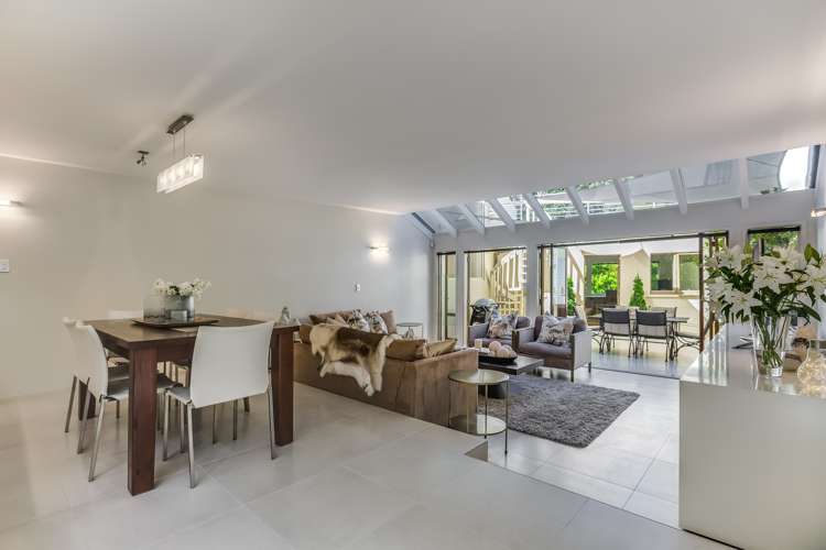 44 Scarborough Terrace Parnell_5