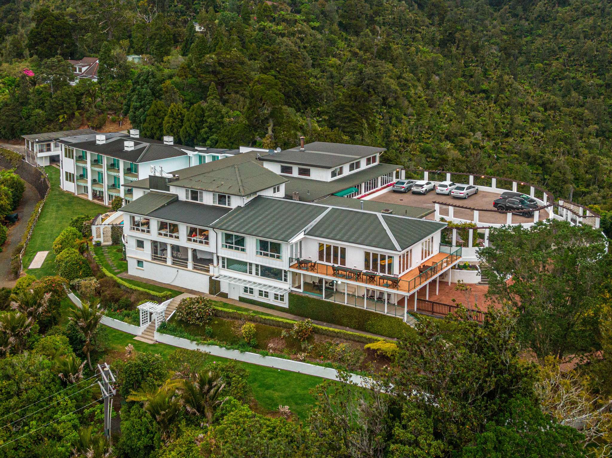 Grab your helicopter: Waitakere Estate for sale for $21m