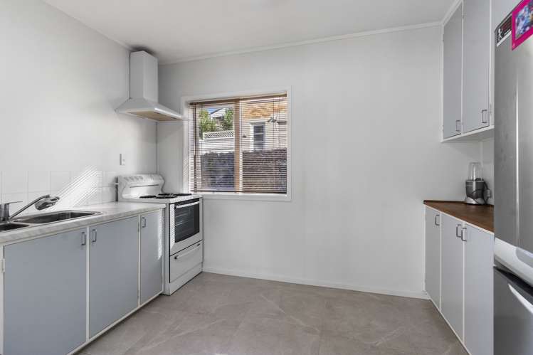 3/7 Caulton Street St Johns_7