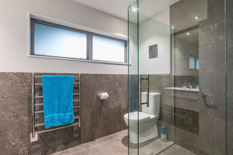 25 Sovereign Street Flat Bush_9