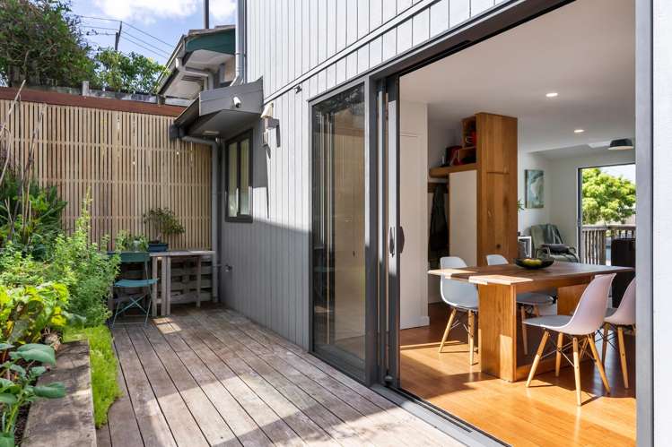 4/56 Fourth Avenue Kingsland_6