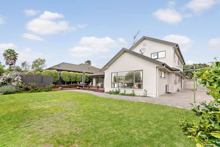 262 Hill Road The Gardens_15