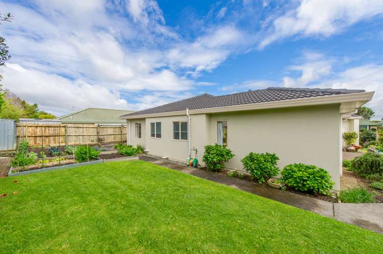 32 Ambleside Drive Northpark_13