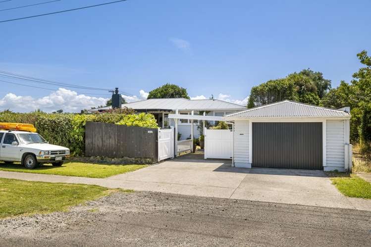 57 Longfellow Road Opunake_15