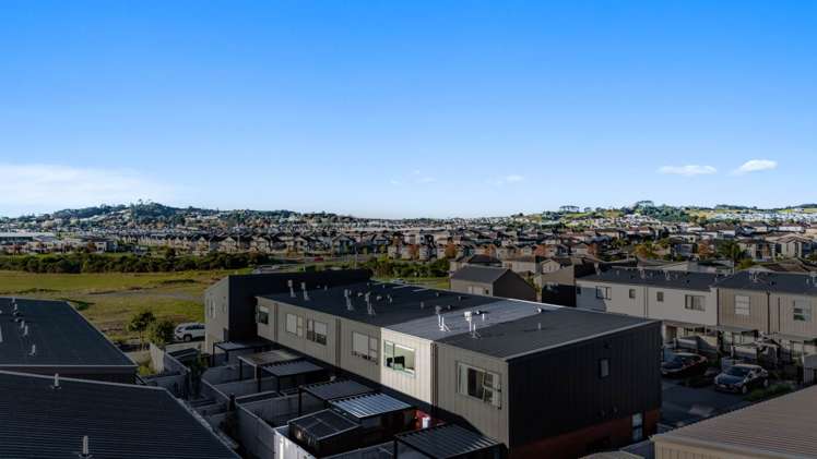 6 Magnetite Lane Flat Bush_35