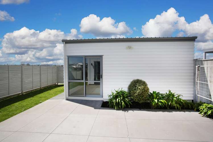 94 TE NAPI DRIVE "WAIATA SHORES" Takanini_17