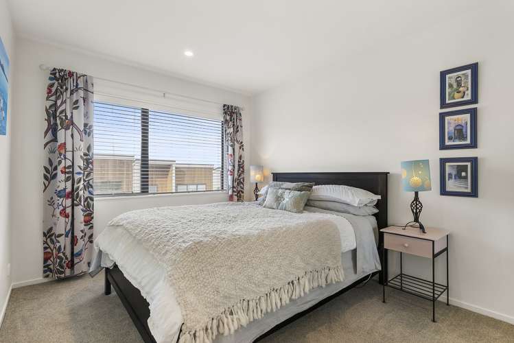 211 Jack Lachlan Drive Beachlands_23