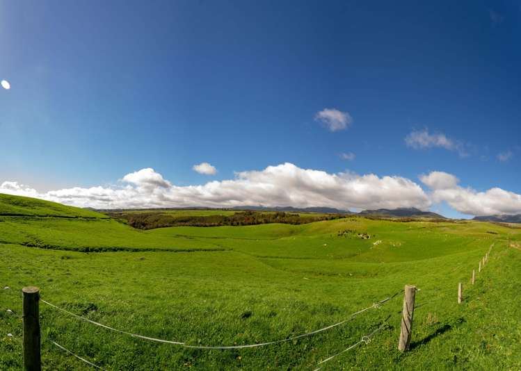 Quartz Range Road Bainham_18