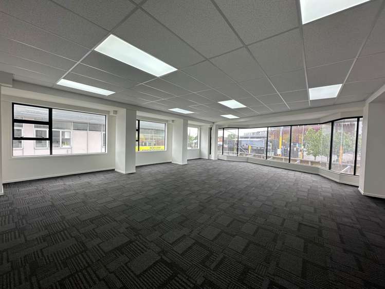 3067 Great North Road New Lynn_4