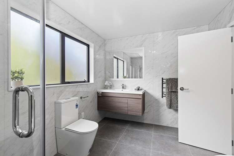 5 Pihipihi Way Crofton Downs_18