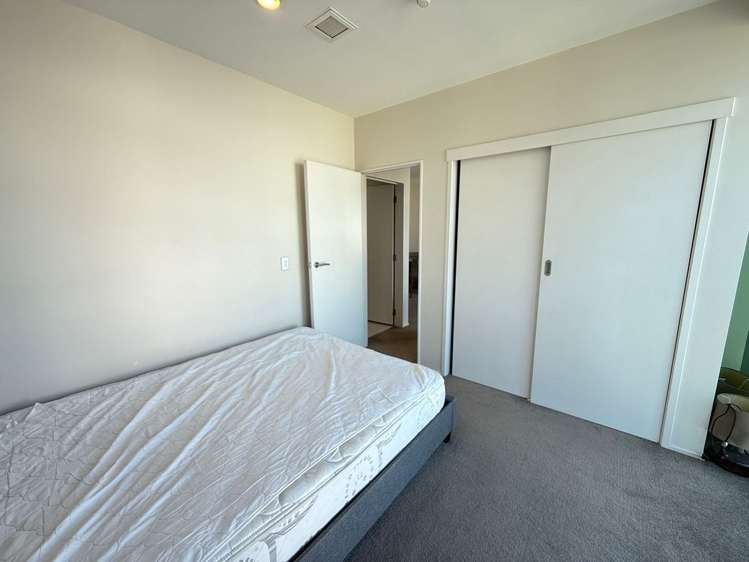 2 Beach Road Auckland Central_8